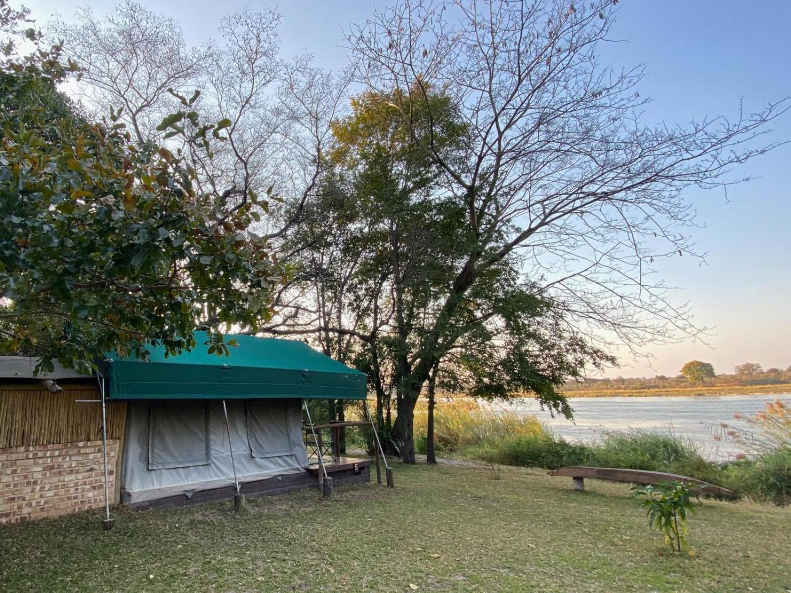 Ndhovu Safari Lodge Mahango Zewnętrze zdjęcie